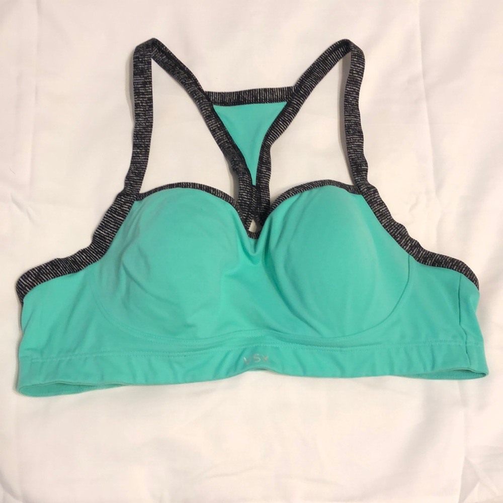 Victoria’s Secret Sport Bra 36B